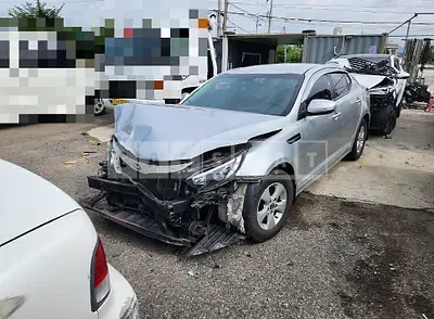 Photo 1 of 6: 2014 Kia K5 2.0(LPG) — Korean insurance auction
