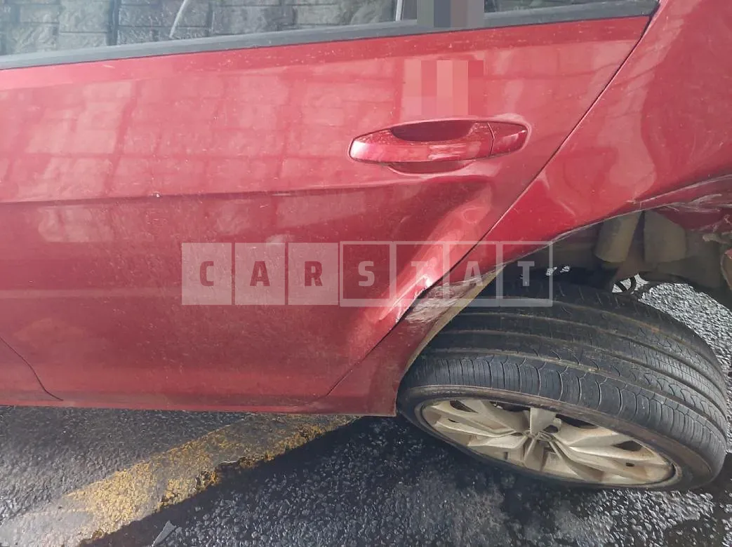 Photo 2 of 8: 2015 Volkswagen Golf 2.0 TDI BMT, VIN WVWZZZAUZFW143960 — Korean insurance auction