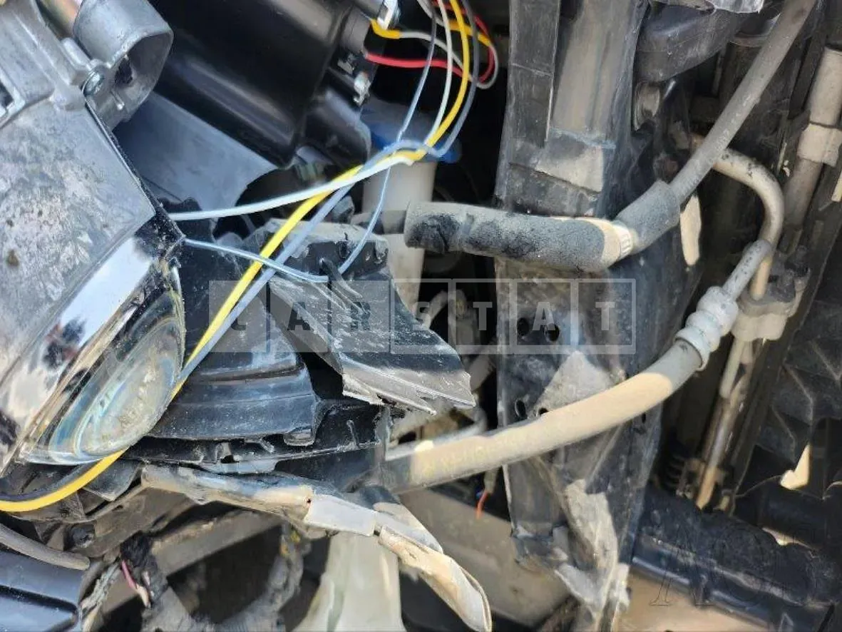 Photo 2 of 28: 2014 Hyundai Tucson, VIN KMHJT81VDFU927991 — Korean insurance auction