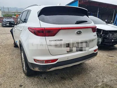 Photo 1 of 15: 2016 Kia Sportage 2.0 — Korean insurance auction