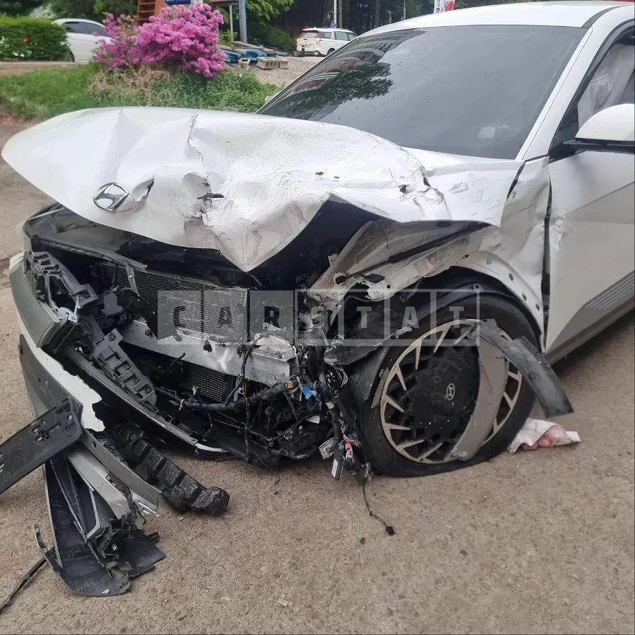 Photo 2 of 31: 2022 Hyundai IONIQ 5 Long Range, VIN KMHKR81AFNU110731 — Korean insurance auction