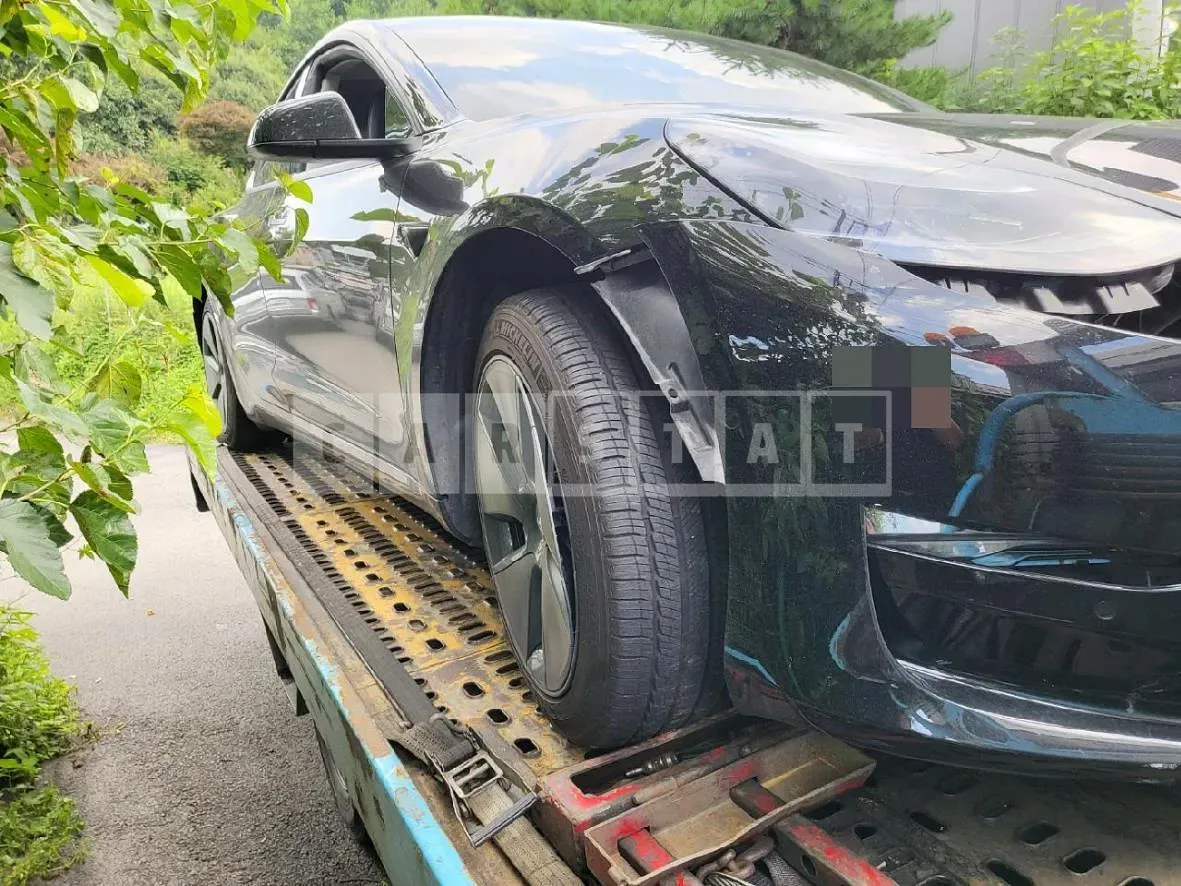 Photo 2 of 26: 2022 Tesla Model 3 Long Range — Korean insurance auction