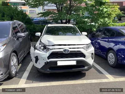 Photo 1 of 34: 2021 Toyota Rave Hybrid 2WD, VIN JTMW2RFV1MD104121 — Korean insurance auction