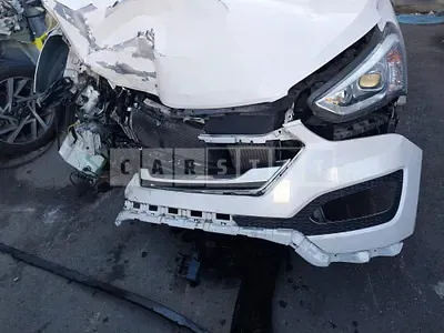Photo 1 of 28: 2015 Hyundai Santa Fe, VIN KMHSU81UBFU465866 — Korean insurance auction
