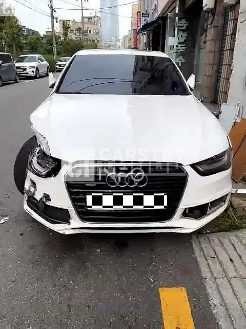 Photo 2 of 12: 2015 Audi A4 35 TDI quattro, VIN WAUZZZ8K6FN030359 — Korean insurance auction