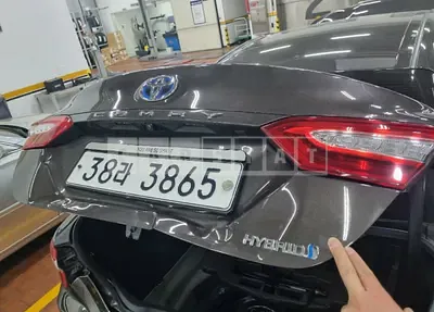 Photo 1 of 47: 2019 Toyota Camry Hybrid, VIN JTNB21HKXK3019523 — Korean insurance auction