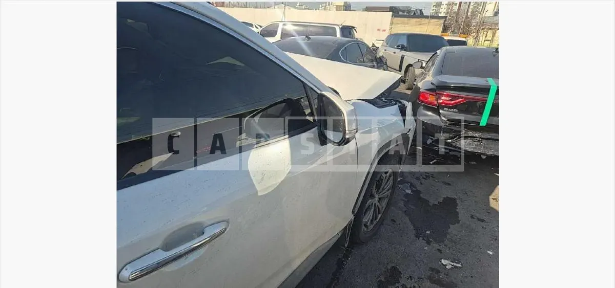 Photo 2 of 25: 2024 Toyota Lave 4 Hybrid AWD — Korean insurance auction