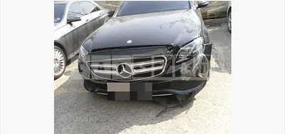 Photo 1 of 6: 2017 Mercedes-Benz E220 d — Korean insurance auction