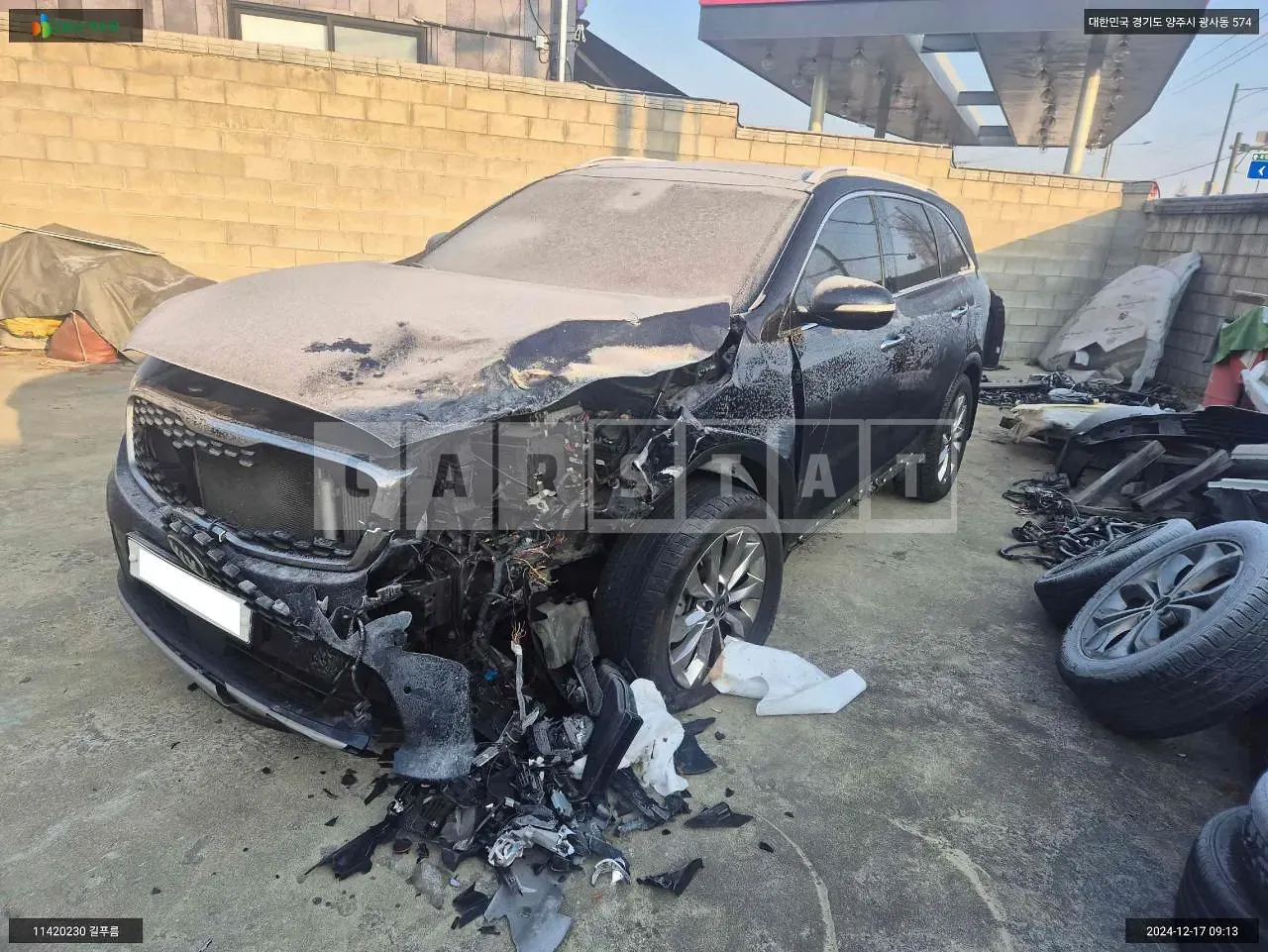 Photo 2 of 9: 2018 Kia Sorento, VIN KNAPK81BBKA504084 — Korean insurance auction