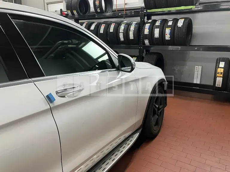 Photo 2 of 58: 2020 Mercedes-Benz GLC300 4Matic Coupe — Korean insurance auction