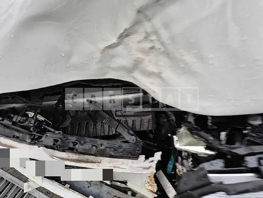 Photo 2 of 56: 2023 BMW 520i — Korean insurance auction