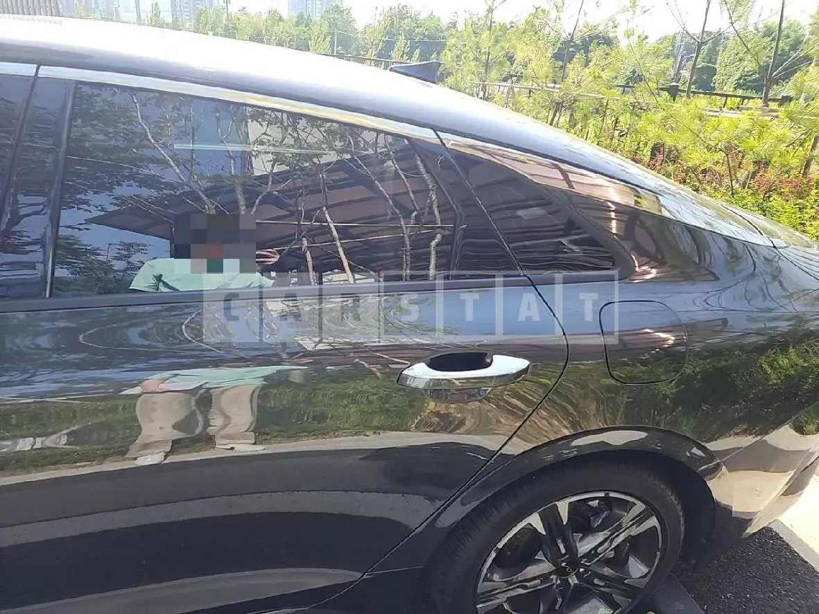 Photo 2 of 29: 2022 Kia K5 Hybrid — Korean insurance auction