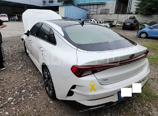 Photo 2 of 12: 2020 Kia K5 2.0 — Korean insurance auction