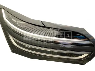 Photo 1 of 4: 2021 Genesis Light /GV70, VIN KMTMA81BBMU027325 — Korean insurance auction