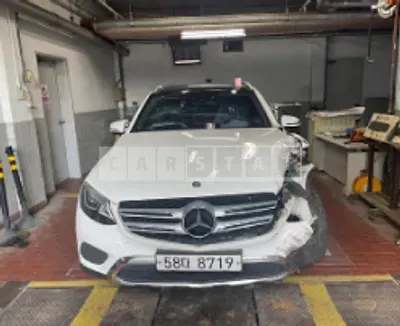 Photo 1 of 11: 2017 Mercedes-Benz GLC220d 4Matic, VIN WDC0G0FB5HF216790 — Korean insurance auction