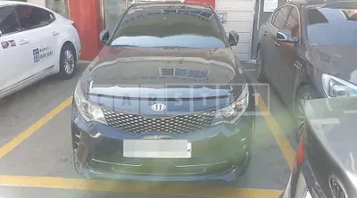 Photo 1 of 45: 2015 Kia K5 2.0, VIN KNAGW412BGA011419 — Korean insurance auction