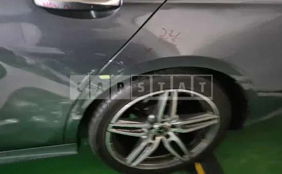 Photo 2 of 46: 2019 Mercedes-Benz E 300 — Korean insurance auction