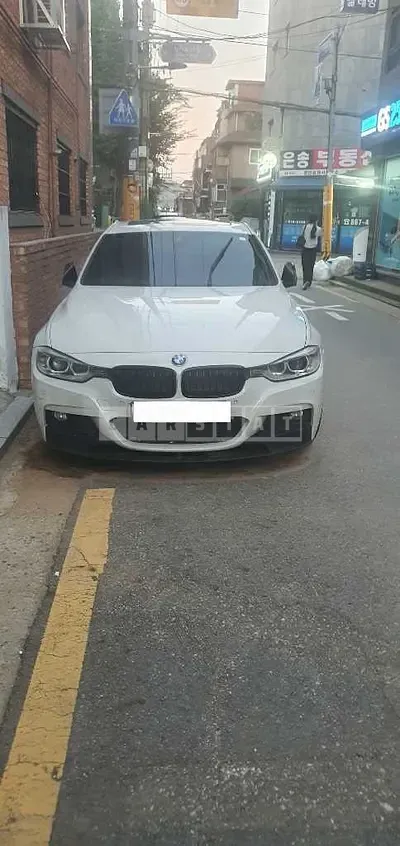 Photo 1 of 4: 2015 BMW 320d, VIN WBA3D310XFK585570 — Korean insurance auction