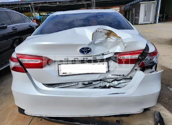 Photo 2 of 17: 2019 Toyota Camry Hybrid, VIN JTNB21HK5K3017842 — Korean insurance auction