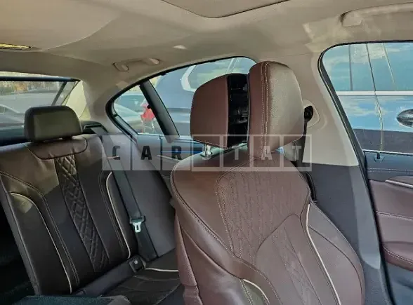 Photo 2 of 9: 2022 BMW 530e, VIN WBA51AG08PCL60332 — Korean insurance auction