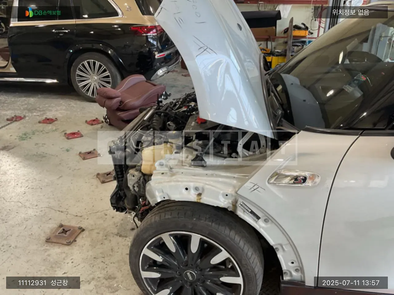 Photo 2 of 27: 2020 MINI Cooper S, VIN WMWXY7100M2N51972 — Korean insurance auction