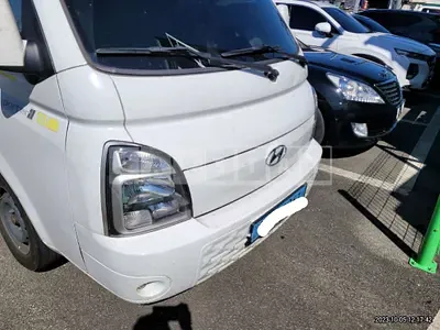 Photo 1 of 9: 2022 Hyundai Potter 2 Institutes, VIN KMFZCZ7NFNU032594 — Korean insurance auction