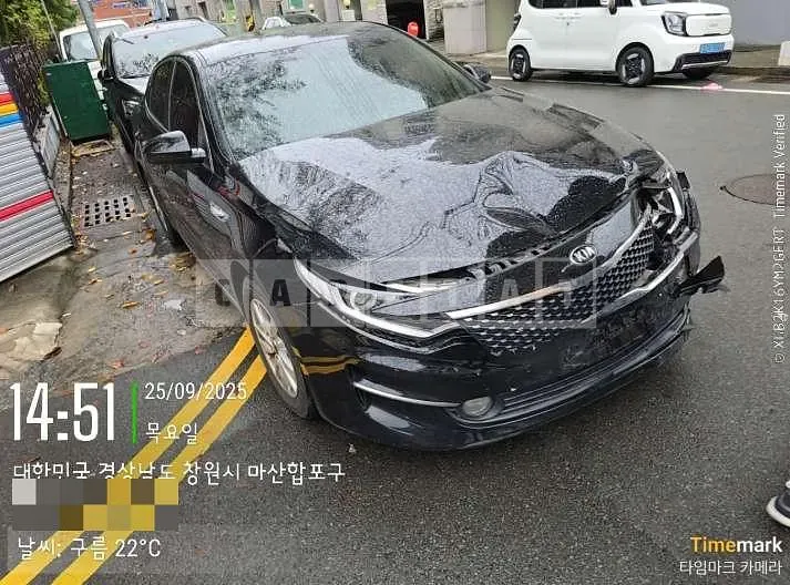 Photo 2 of 4: 2017 Kia K5 LPG — Korean insurance auction