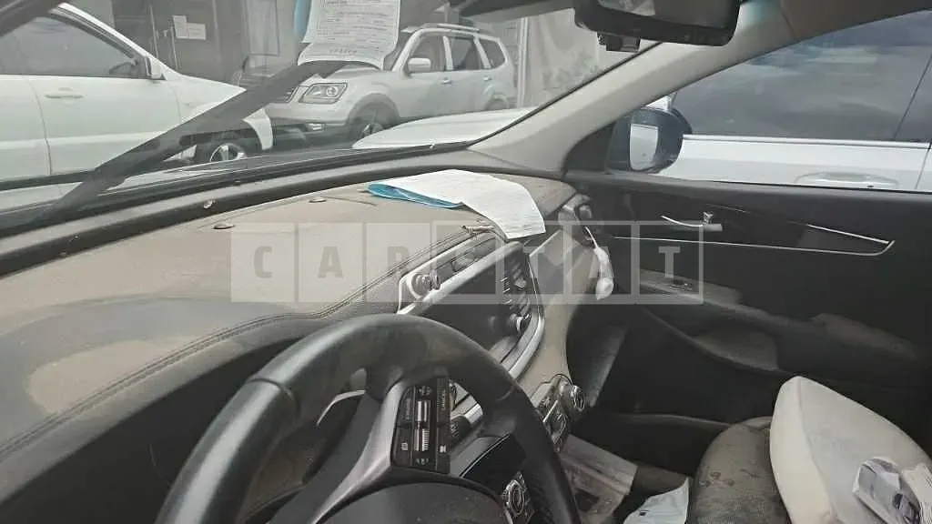 Photo 2 of 11: 2019 Kia Sorento, VIN KNAPH81ABKA512408 — Korean insurance auction