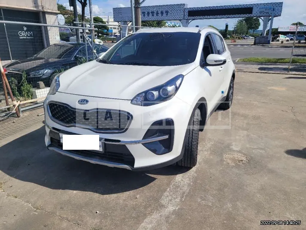 Photo 2 of 8: 2019 Kia Sportage, VIN KNAP681ABKK624682 — Korean insurance auction