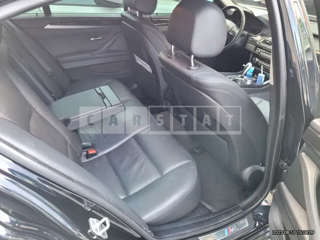 Photo 2 of 11: 2016 BMW 520d xDrive, VIN WBA5E7103GG157521 — Korean insurance auction