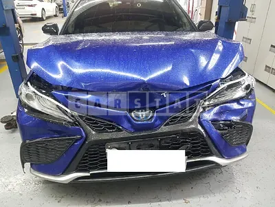Photo 1 of 33: 2019 Toyota Camry Hybrid — Korean insurance auction