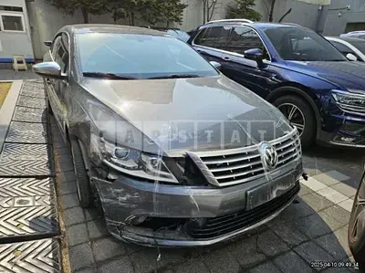 Photo 1 of 12: 2016 Volkswagen CC 2.0 TSI — Korean insurance auction