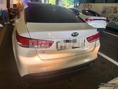 Photo 1 of 16: 2015 Kia K5 2.0, VIN KNAGX411BGA007897 — Korean insurance auction