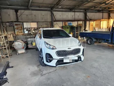 Photo 1 of 12: 2019 Kia Sportage — Korean insurance auction