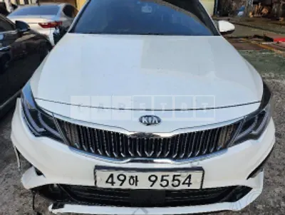 Photo 1 of 20: 2019 Kia K5, VIN KNAGT411BKA294347 — Korean insurance auction