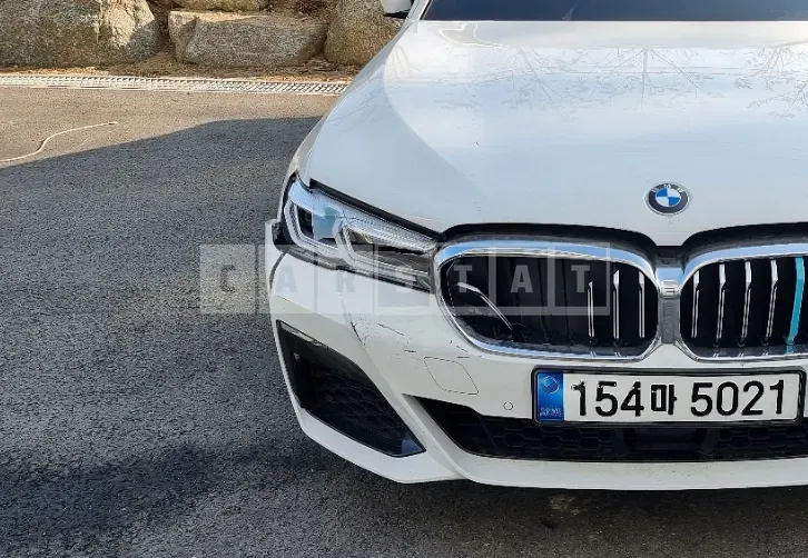 Photo 2 of 16: 2021 BMW 520i, VIN WBA11BH05MCF00984 — Korean insurance auction