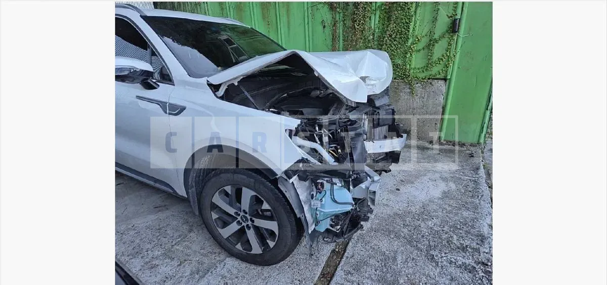 Photo 2 of 26: 2022 Kia Sorento — Korean insurance auction