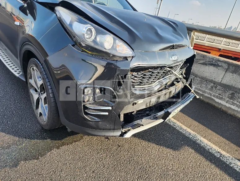 Photo 2 of 10: 2016 Kia Sportage, VIN KNAPM813BGK056256 — Korean insurance auction