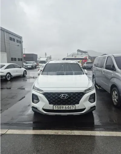 Photo 1 of 13: 2019 Hyundai Santa Fe — Korean insurance auction