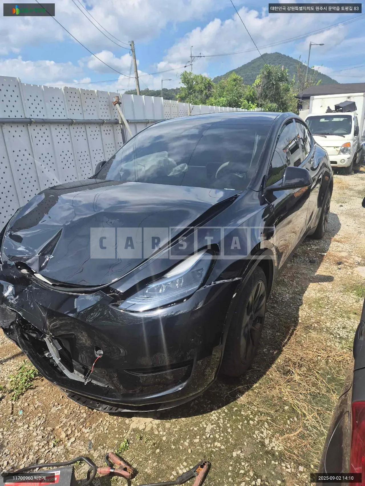 Photo 2 of 12: 2024 Tesla Model Y RWD, VIN LRWYGCFS0RC565723 — Korean insurance auction