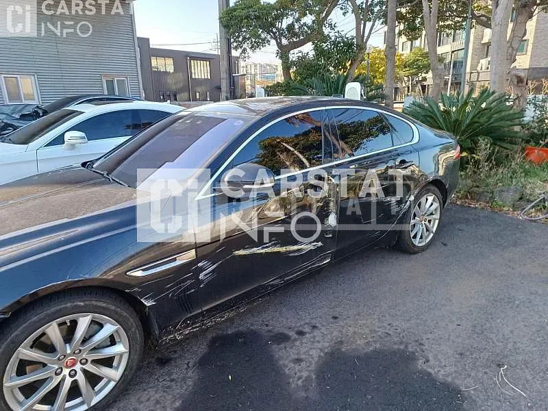 Photo 2 of 31: 2016 Jaguar XF 20d, VIN SAJBB4BN4HCY31421 — Korean insurance auction