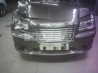 Photo 1 of 5: 2014 Mercedes-Benz Chrysler 300C — Korean insurance auction