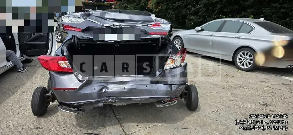 Photo 2 of 6: 2019 Honda Accord Hybrid — Korean insurance auction