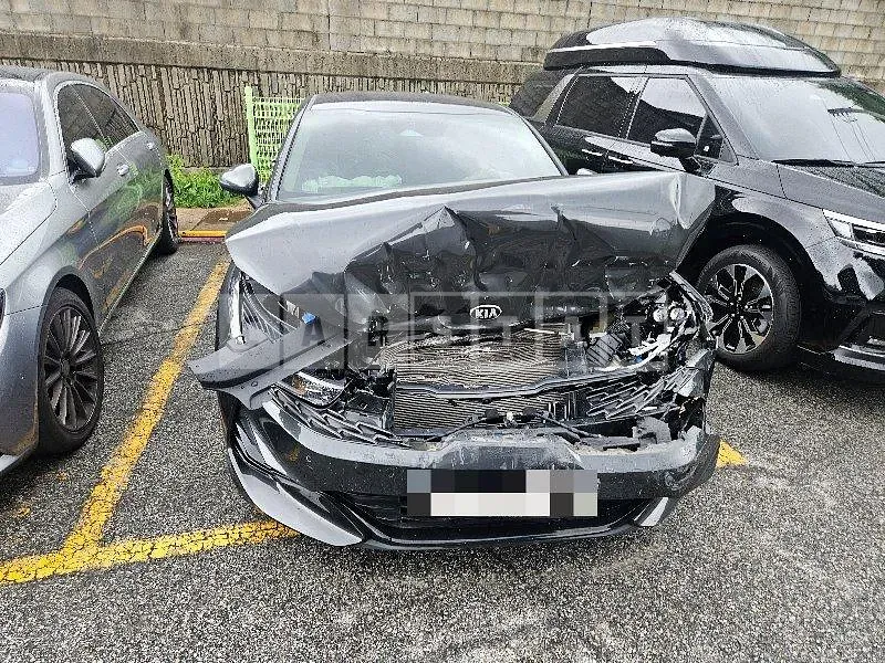 Photo 2 of 20: 2021 Kia K5 — Korean insurance auction