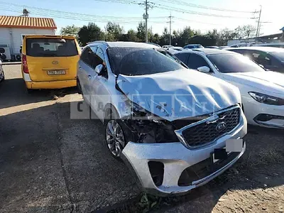 Photo 1 of 18: 2019 Kia Sorento 2.2 — Korean insurance auction