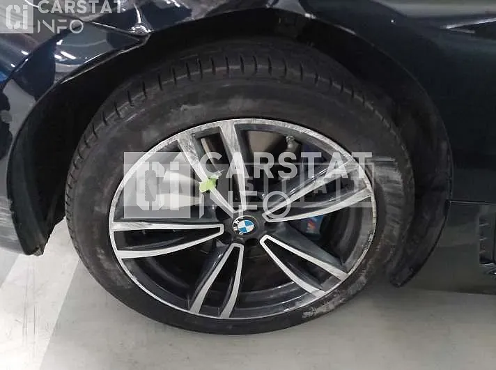 Photo 2 of 6: 2021 BMW 630i xDrive, VIN WBA61CC08MCG52034 — Korean insurance auction
