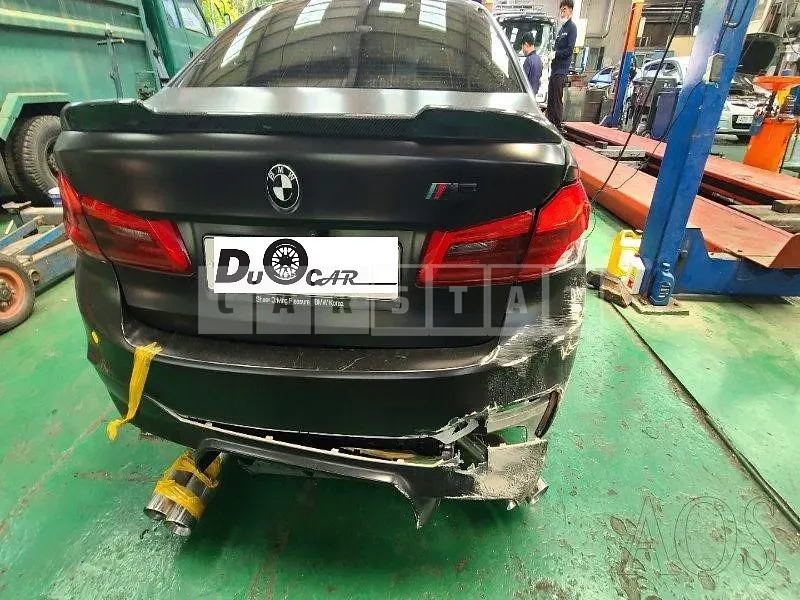 Photo 2 of 7: 2018 BMW 540i xDrive, VIN WBAJB5101JG461529 — Korean insurance auction