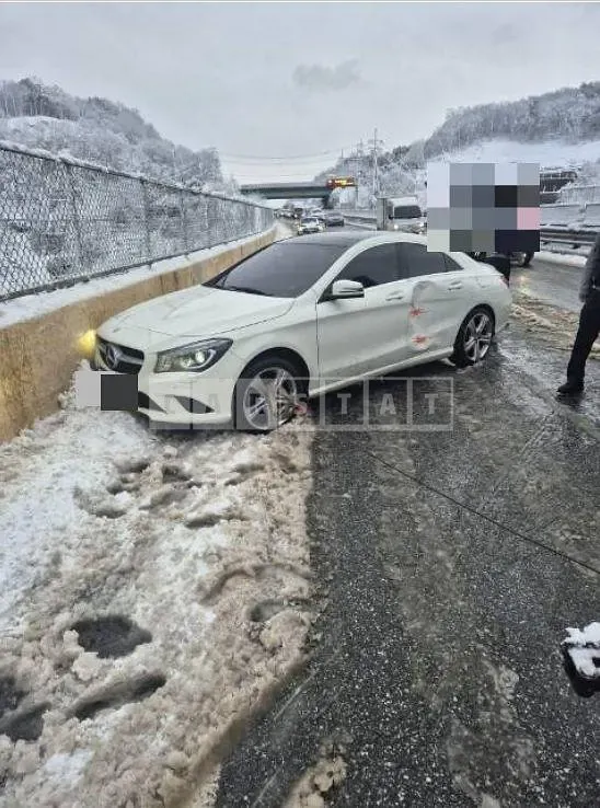 Photo 2 of 6: 2015 Mercedes-Benz CLA200 CDI 4Matic — Korean insurance auction