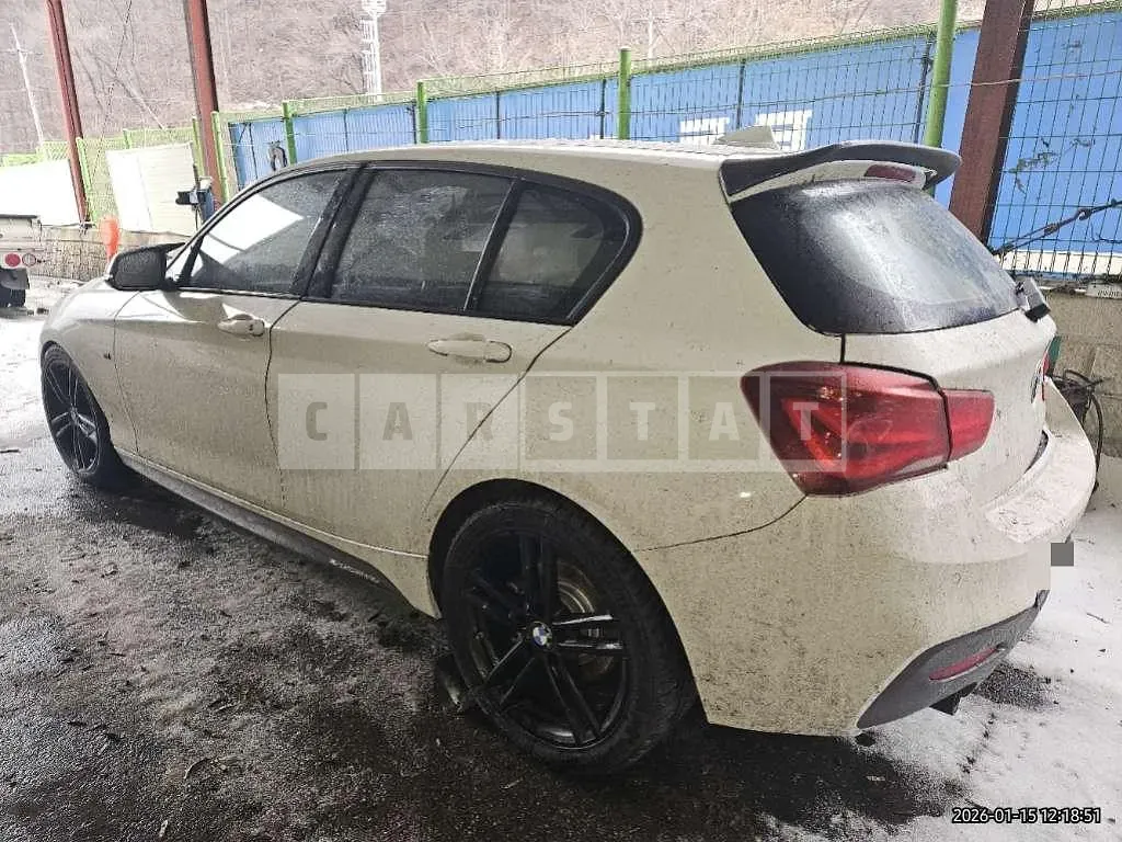 Photo 2 of 20: 2018 BMW 118d — Korean insurance auction