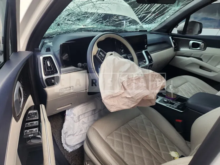 Photo 2 of 7: 2020 Kia Sorento Hybrid — Korean insurance auction